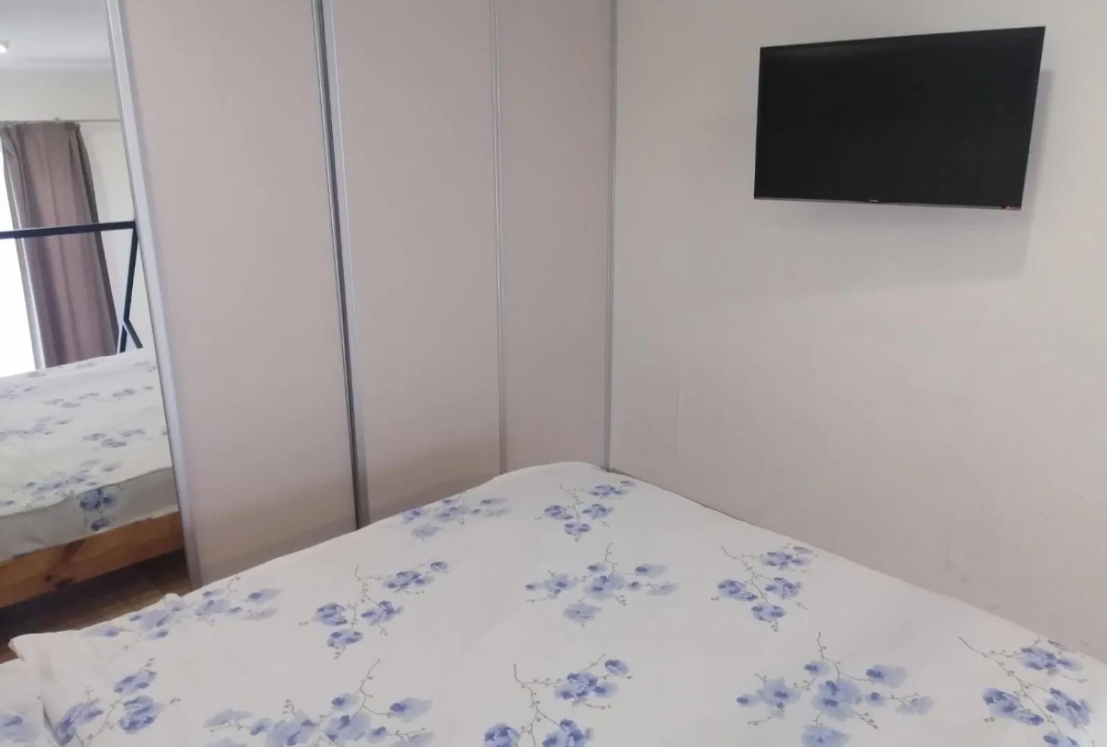 Smart House 11 Apartment Kyiv